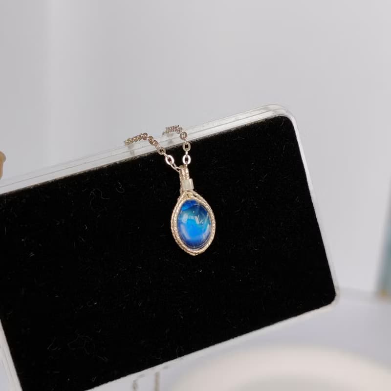 月光石吊墜 六月生辰石強光藍色月光石項鍊 925銀藍月光項鏈