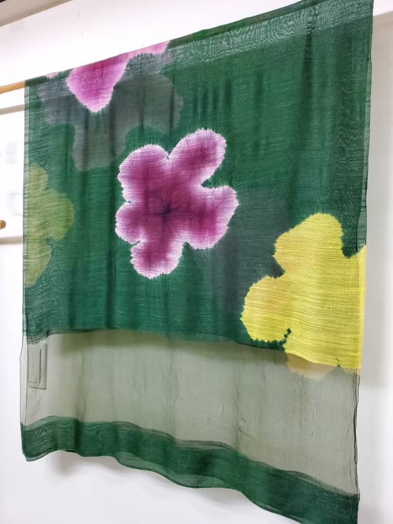 綠田裡的花兒-植物染圍巾 披肩