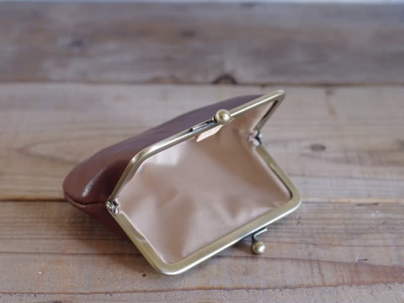 植鞣皮 方形口金包 巧克力色