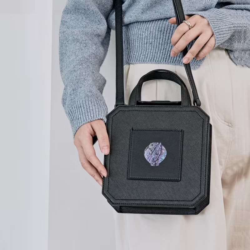 Mother-of-pearl Soban Bag Black