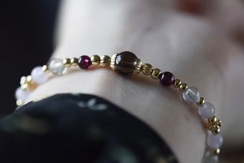 輝夜姬。茶晶 石榴石 薰衣草紫晶 拉長石 14KGP 天然石水晶 手鍊