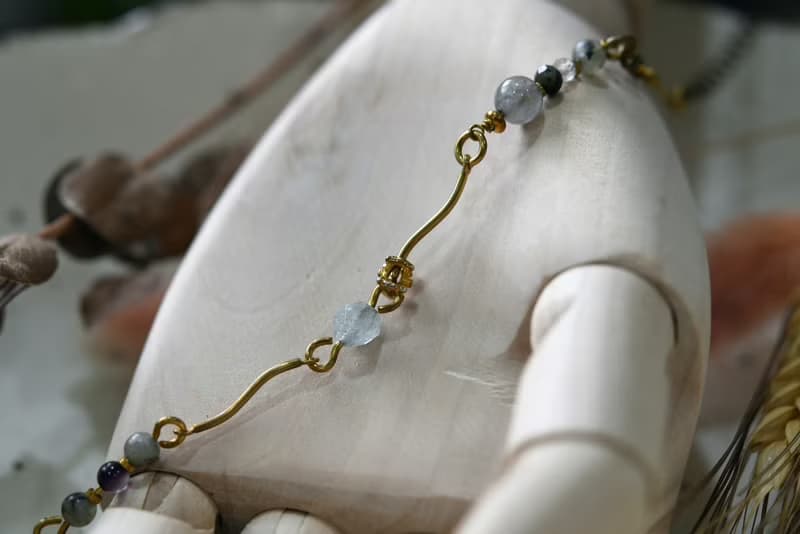 幾何系列 NO.6│灰玉髓x拉長石x雲水晶x黃銅│黃銅手鍊