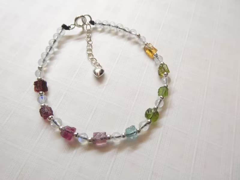 晶晶工坊*Love2hm 【轉圈圈】-彩虹碧璽月光石純銀手鍊