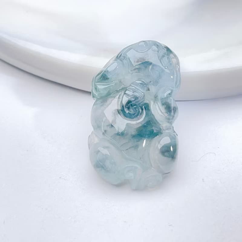 【招財神獸】冰飄藍花翡翠貔貅擺飾 | 天然緬甸玉翡翠A貨
