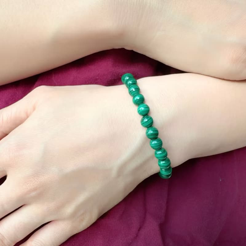 一圖一物│#414 6mm 孔雀石水晶手鍊 情緒舒緩 開運招財旺事業