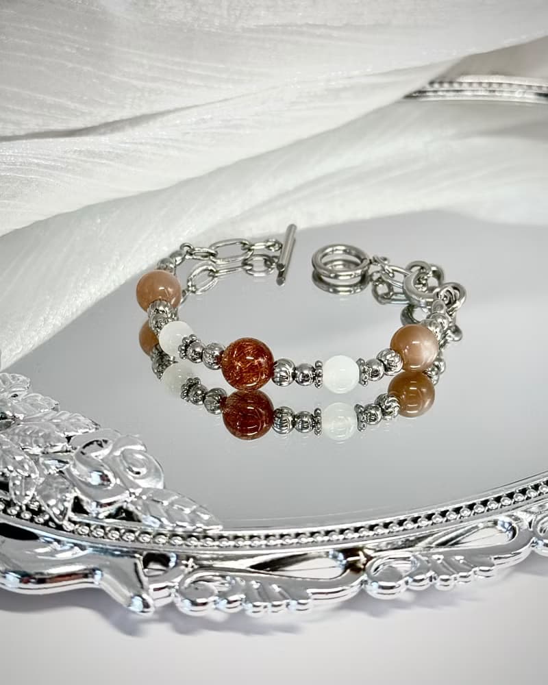鞦楓暖月下氣質水晶手鍊 - 紅銅髮晶/太陽石/月光石