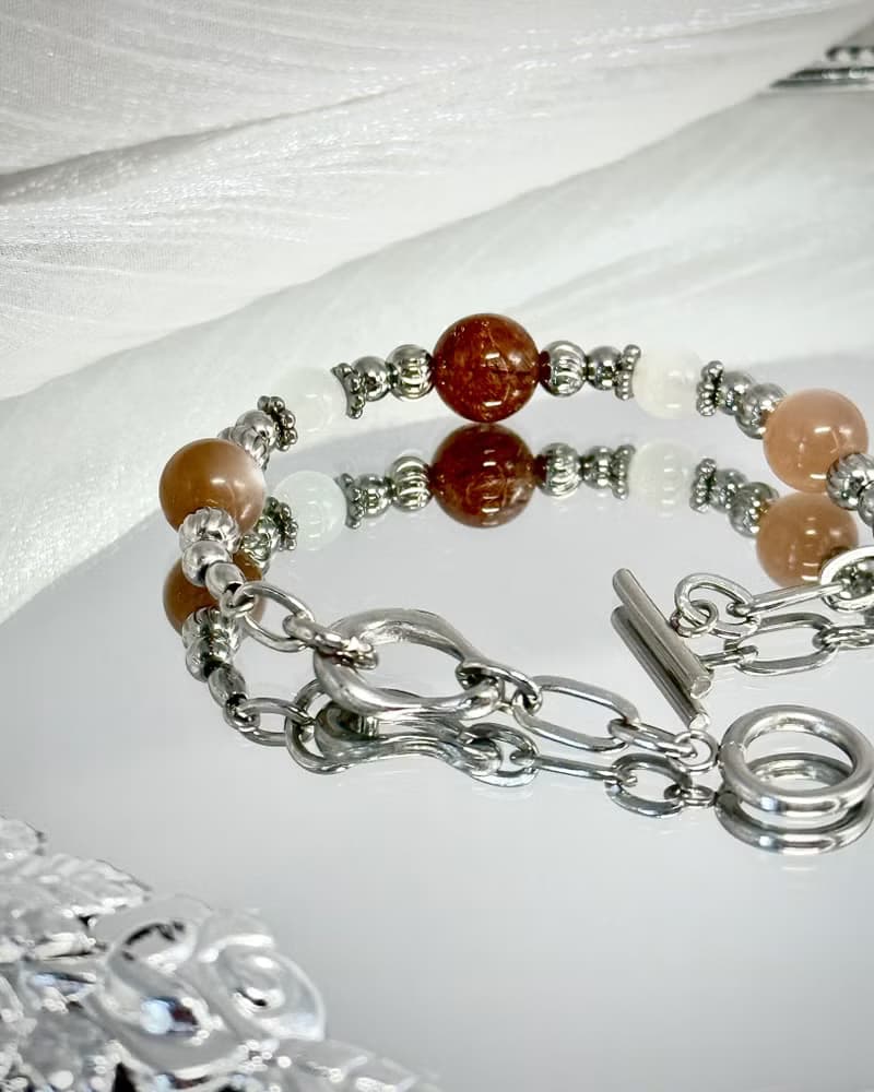 鞦楓暖月下氣質水晶手鍊 - 紅銅髮晶/太陽石/月光石
