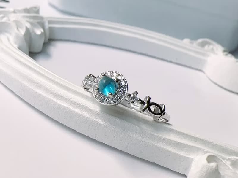 天然藍托帕 蛋面 光澤迷人 優雅精緻 純銀戒指 11月生日石