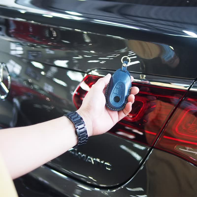 賓士電動車 Benz EQS EQA EQB EQC GLC手工汽車鑰匙皮套 日製皮套