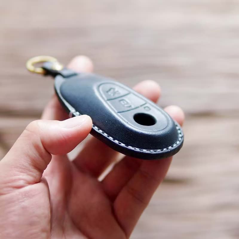 賓士電動車 Benz EQS EQA EQB EQC GLC手工汽車鑰匙皮套 日製皮套