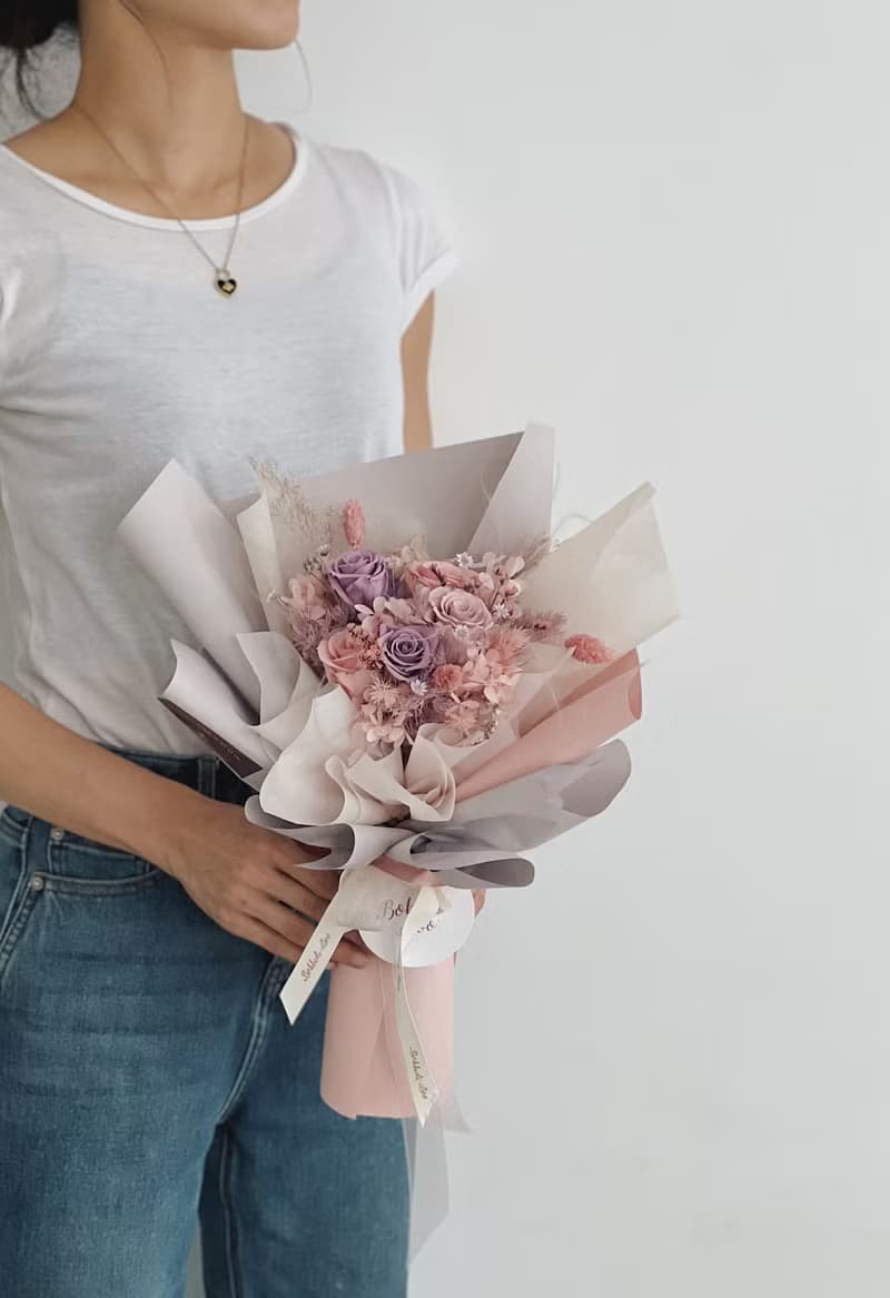 【永生玫瑰花花束】• 情人節/永生玫瑰花/永生玫瑰花花束/玫瑰花