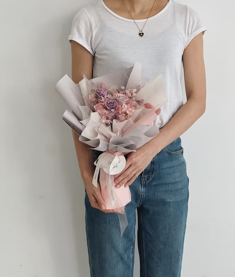 【永生玫瑰花花束】• 情人節/永生玫瑰花/永生玫瑰花花束/玫瑰花