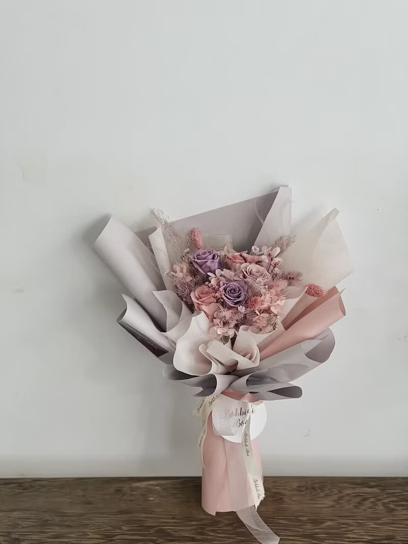 【永生玫瑰花花束】• 情人節/永生玫瑰花/永生玫瑰花花束/玫瑰花