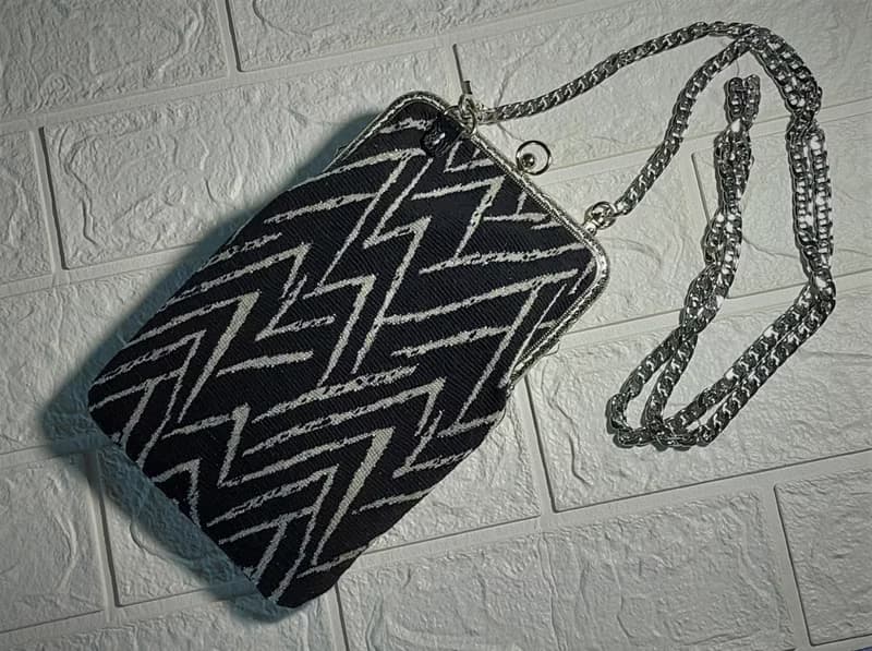 【MY。手作】手機斜背口金包 / 手機收納斜背包