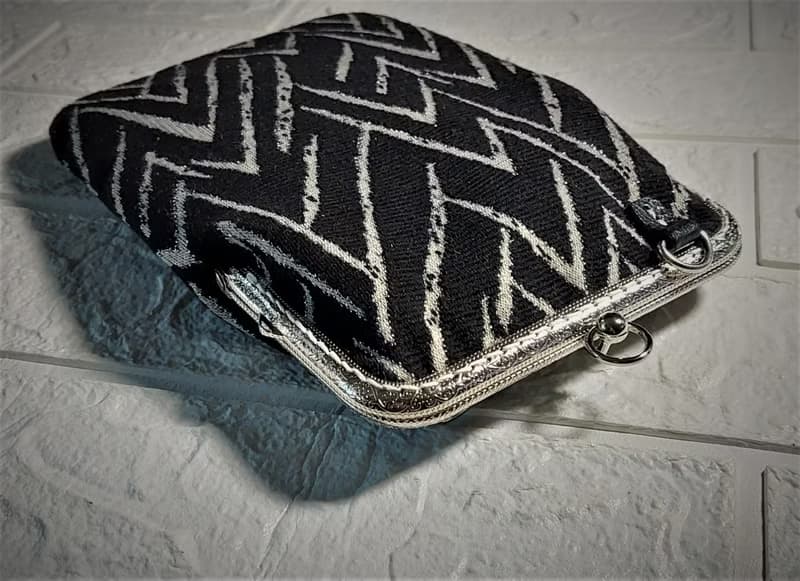 【MY。手作】手機斜背口金包 / 手機收納斜背包