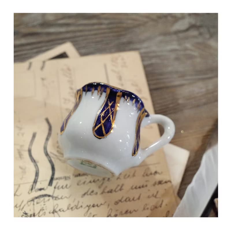 收藏自葡萄牙.鈷藍色金色白瓷小奶盅.瓷器.小奶壺#收藏品#稀有件