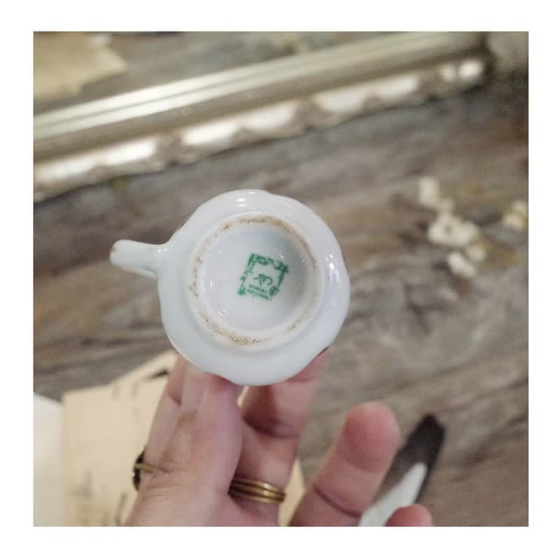 收藏自葡萄牙.鈷藍色金色白瓷小奶盅.瓷器.小奶壺#收藏品#稀有件