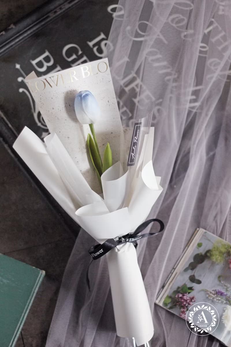 包裝花束 / 香芬皂花系列 / 單朵鬱金香小花束