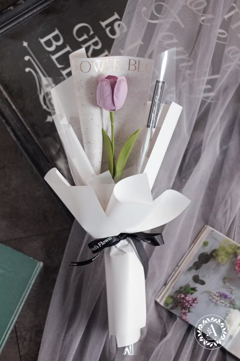 包裝花束 / 香芬皂花系列 / 單朵鬱金香小花束