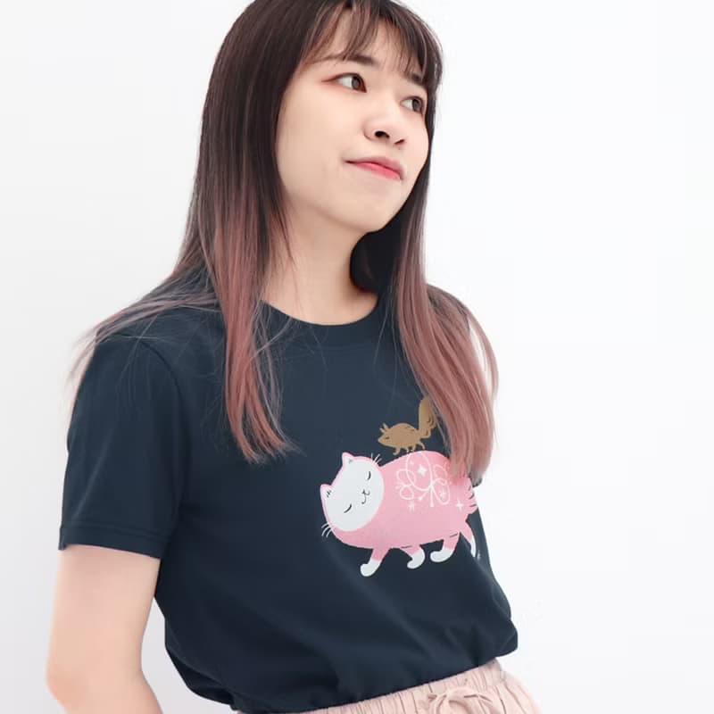 抓蝴蝶- 中性tshirt 貓 fishcat
