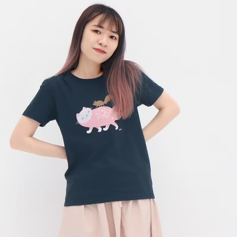 抓蝴蝶- 中性tshirt 貓 fishcat