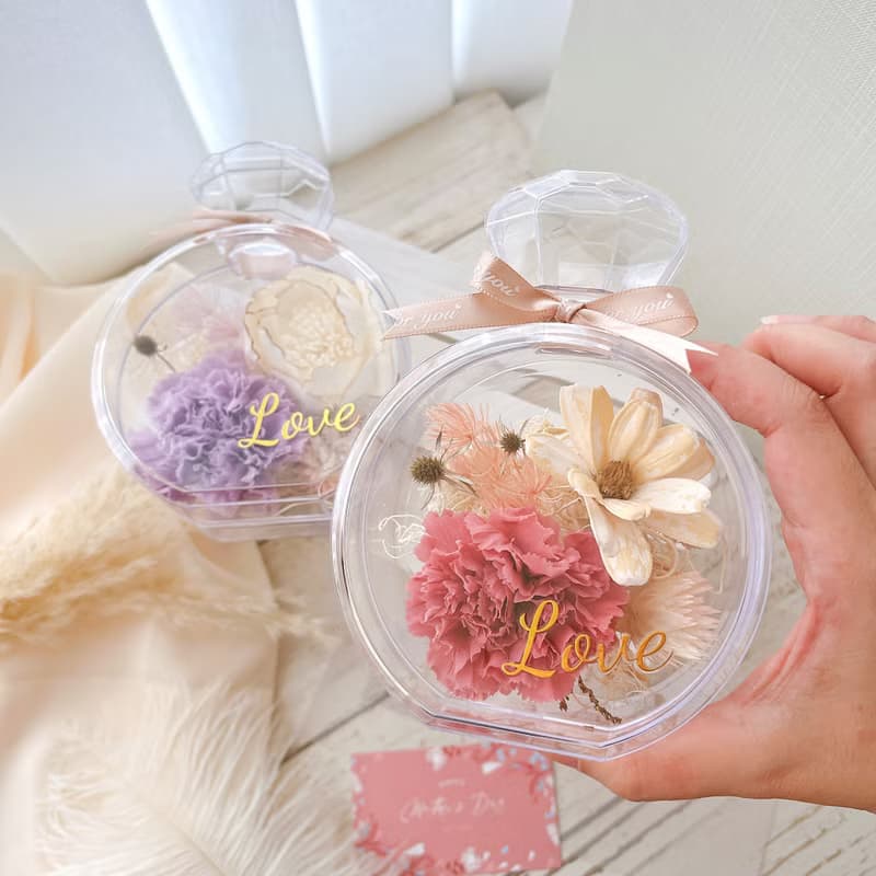 永生香水瓶花禮 花盒 康乃馨