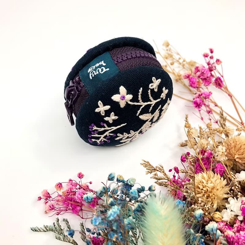 刺繡馬卡龍零錢包/耳機包/首飾盒/吊飾