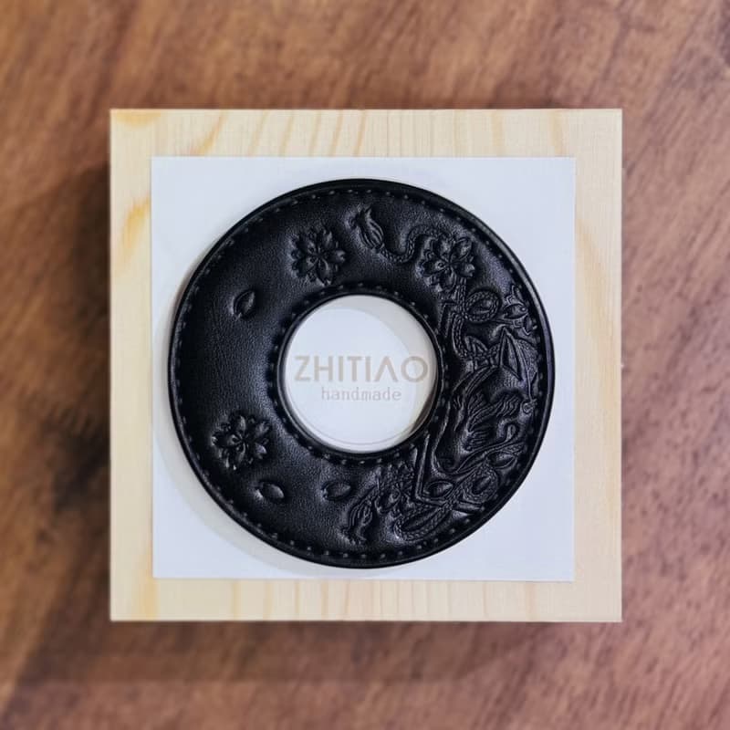 原創手工製作牛皮劍道刀鐔 御先稻荷 黑色 劍鍔 Tsuba