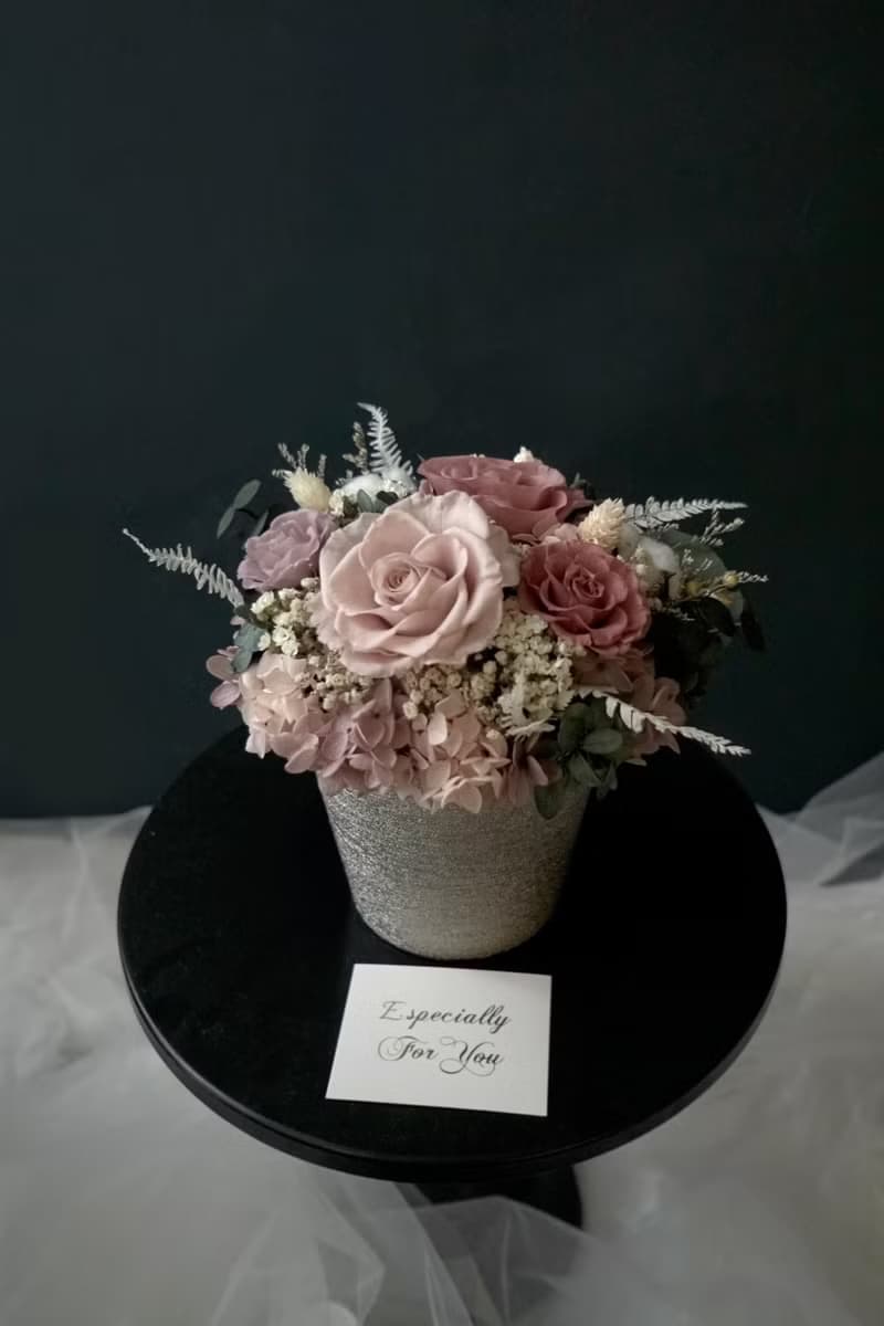 母親節開幕花禮莫蘭迪色玫瑰/繡球永生花/不凋花進口銀色瓷器