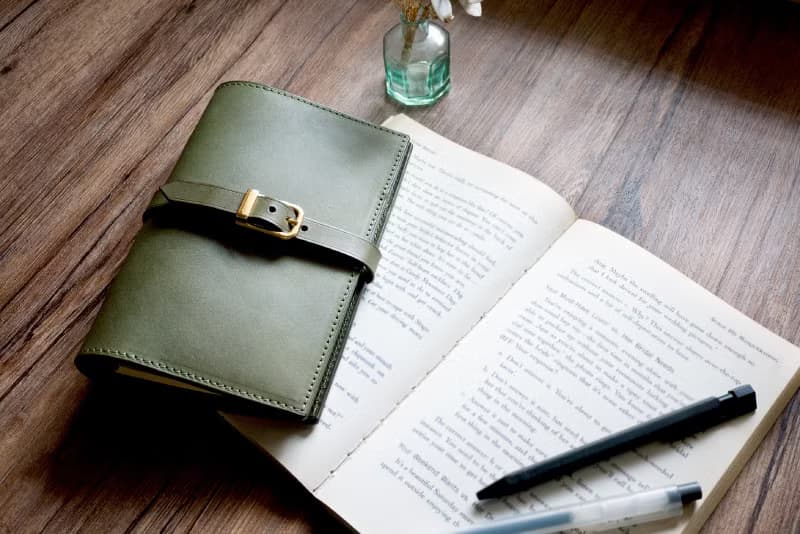 預購丨A6皮帶釦皮革活頁夾筆記本丨義大利牛皮丨情人節禮物