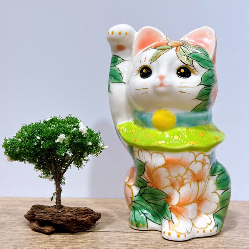 【福丹綻華】日本清水燒招財貓 | 色繪 - 白地 牡丹