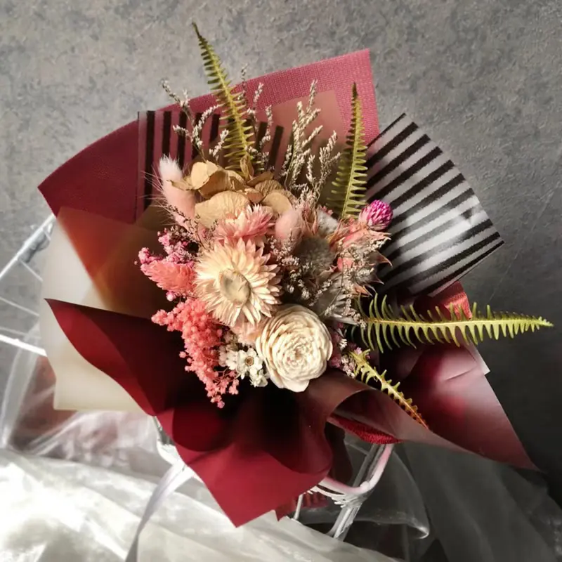胭脂紅乾燥花束 畢業花束 | 生日  情人節首選 | 台北可自取