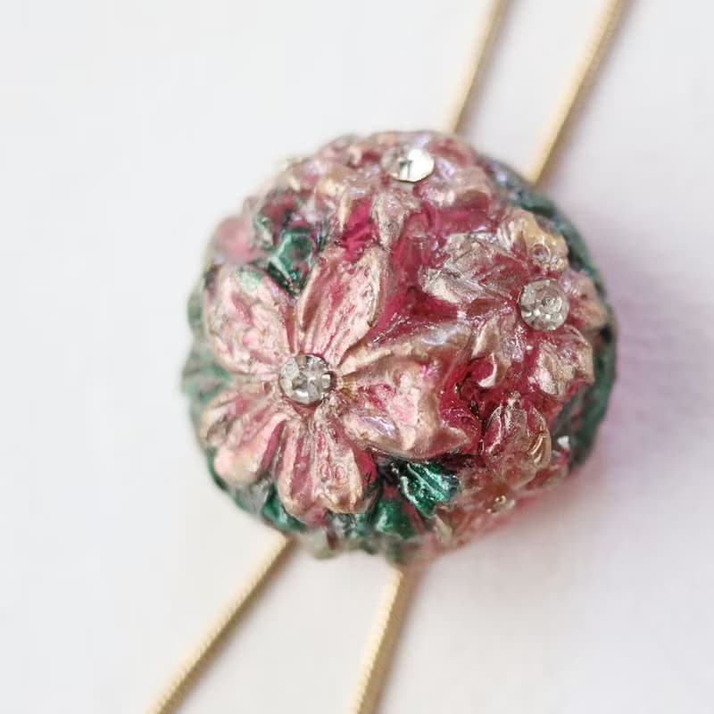 桜花のループタイ　ネックレス・ラリエット風　薄紅色×桜色