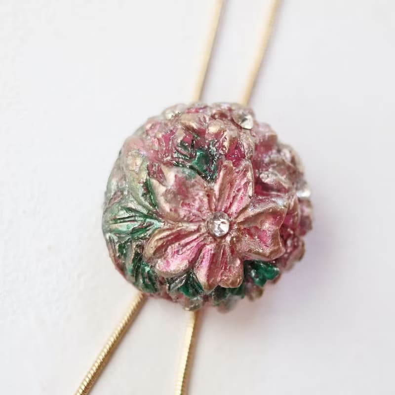 桜花のループタイ　ネックレス・ラリエット風　薄紅色×桜色