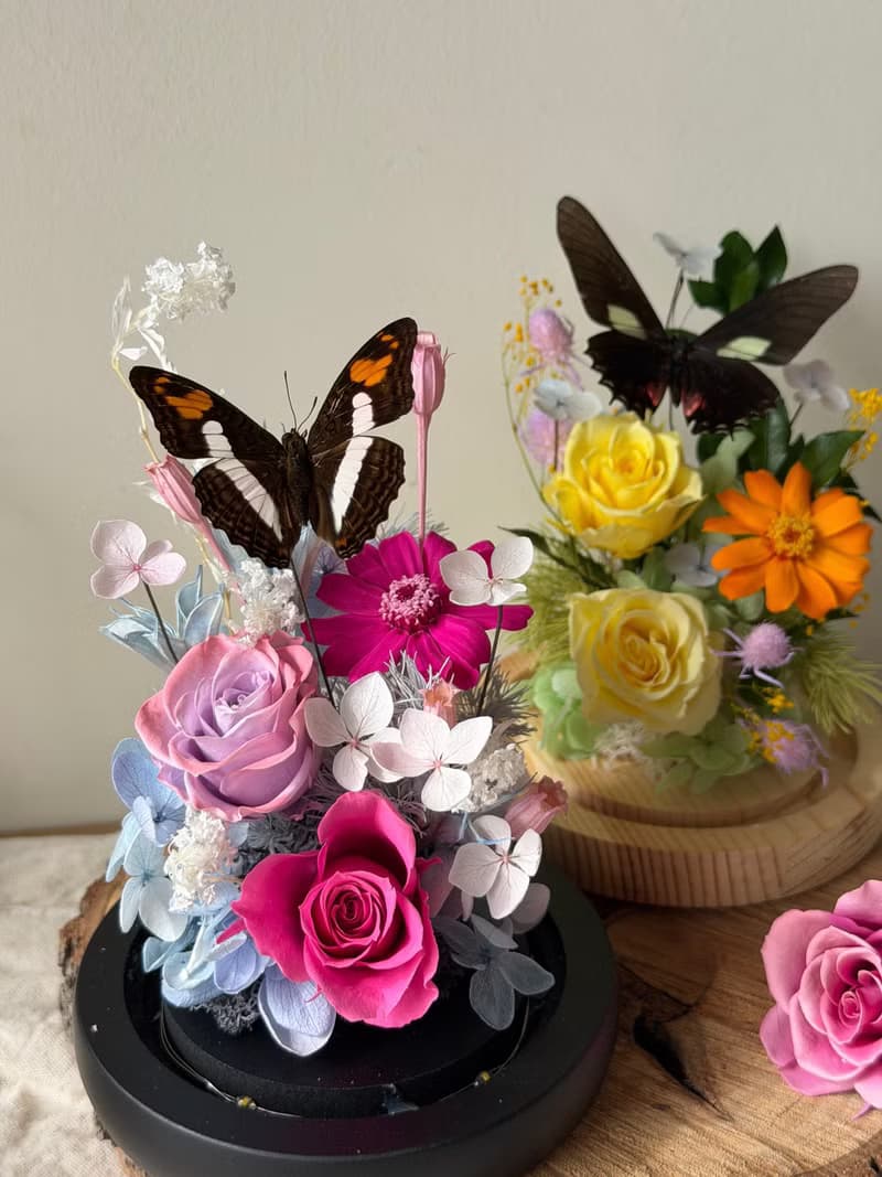 春庭永生玫瑰 蝴蝶玻璃盅 -榮退禮/情人節/訂婚/紀念/入厝/生日