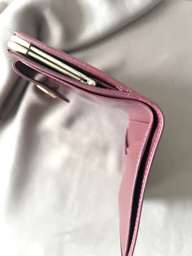 Celine Triomphe wallet 稀有中古櫻桃暗紅色猄皮皮革短夾錢包