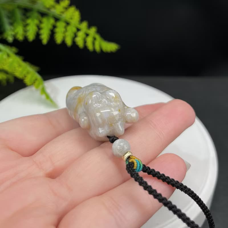 精品天然可愛胖貓珊瑚玉吊墜冰潤玉化檸檬片鳳尾紋冰灰藍底飄黃