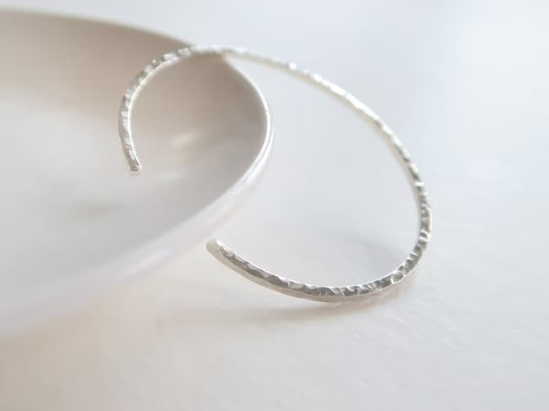 925純銀 波光 實心 鍛敲紋 C型 開口式 手環 免費送禮包裝
