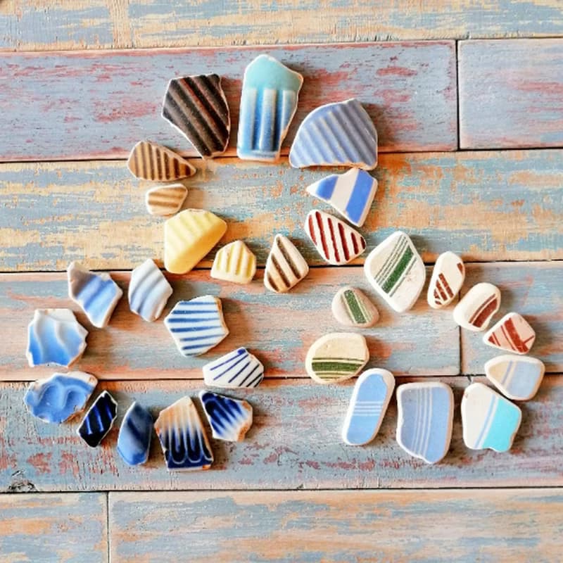 Sea Pottery shards 破碎的陶器 Striped broken mosaic tiles/Broken Porcelain 老瓷器