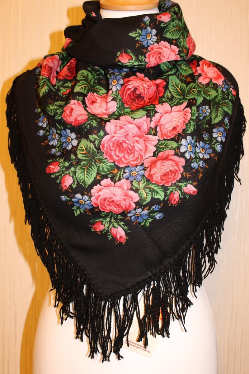 Authentic Pavlovo Posad Russian Shawl Scarf Soft 100% Wool 89x89 cm 1317-18