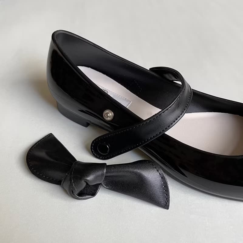 HELEN (BLACK) PVC POINTED TOE FLAT SHOES ポインテッドトゥ パンプス