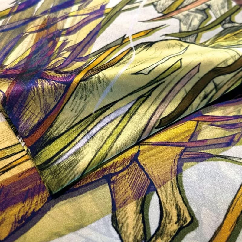 50cm角_silkscarf_Feel the wind (yellow )柄　スカーフChristalART