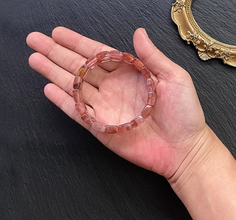 開運 招財 旺姻緣 旺貴人-天然冰透體紅膠花水晶手排 手鍊 手環