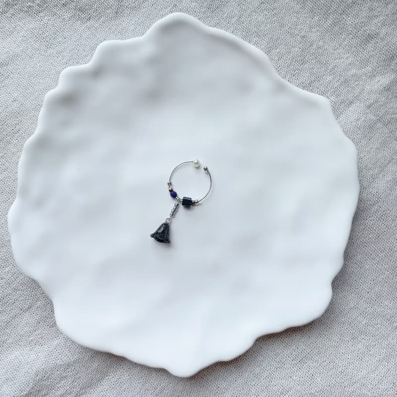 TeenyTinyCraft | Bloom • 三色 手工耳骨夾/戒指
