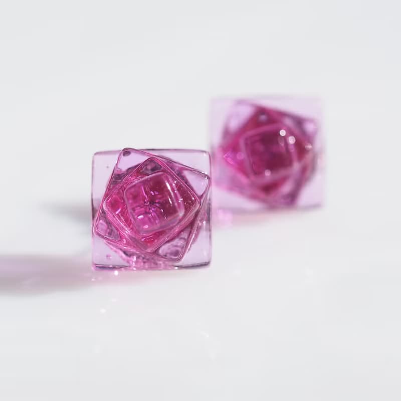 ガラスの薔薇(ばら【桜ピンク】)チタンピアス/イヤリング【金具選べます】【受注制作】