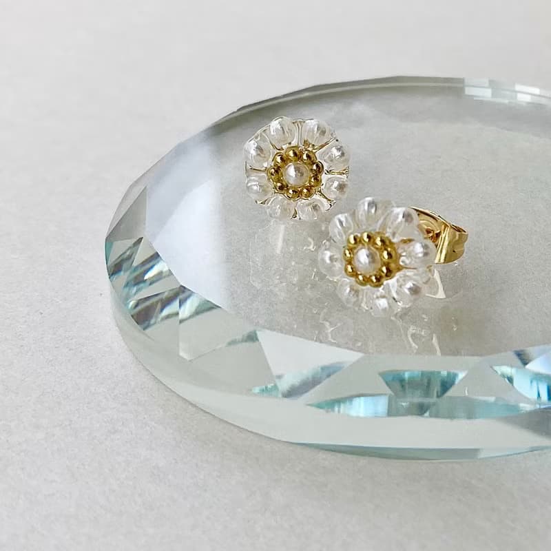 ミニパールフラワーピアス/イヤリング