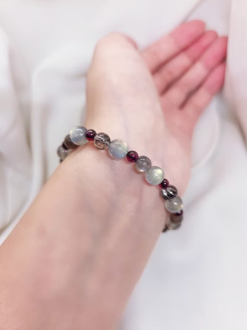高光拉長石 黑髮晶 黑骨幹 石榴石 水晶手鍊