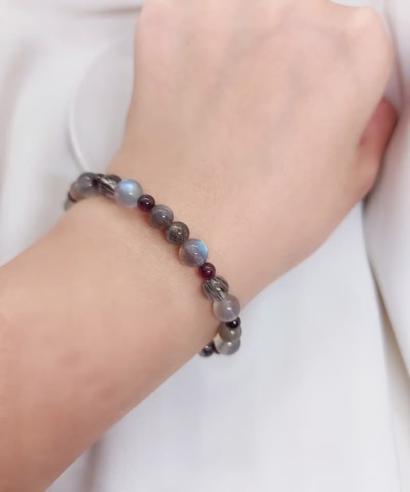 高光拉長石 黑髮晶 黑骨幹 石榴石 水晶手鍊