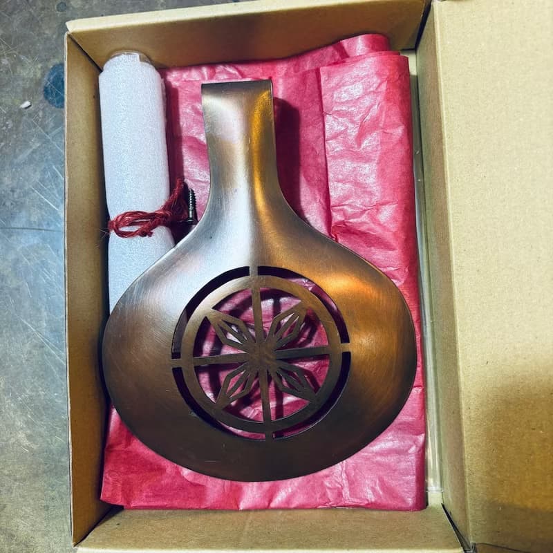 紅銅壁掛花器小品/花窗花影F款,青冶金工手作的詩用金屬工藝寫詩