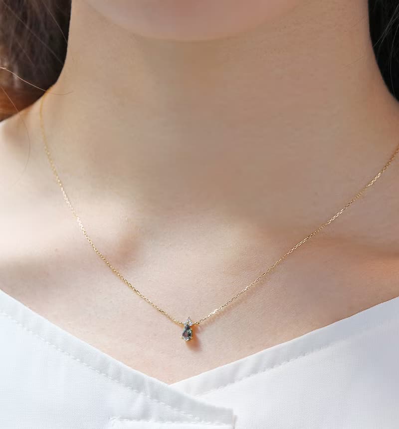 【数量限定】K18 アレキサンドライト&ダイヤモンドのネックレス ~Ello Lilas~ 6月誕生石